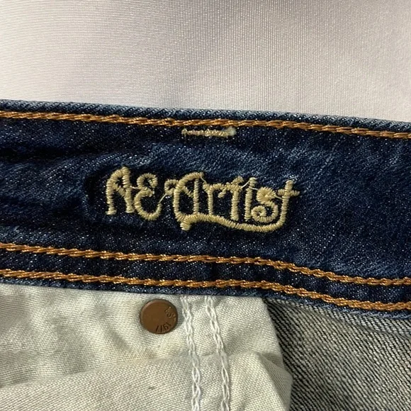 American Eagle Artist Jeans - Picture 6 of 6